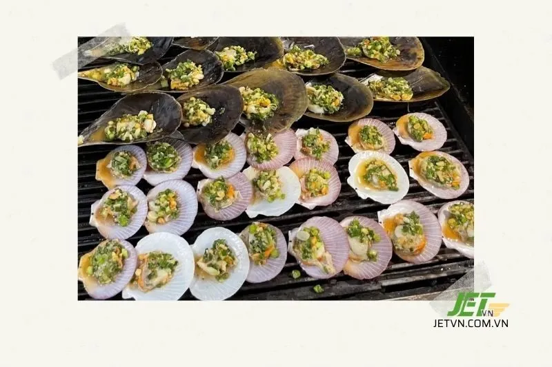 Đặc sản và ẩm thực gần cồn cát Quang Phú