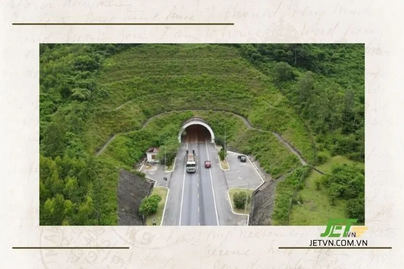 Đánh Giá và Nhận Xét Về Đèo Ngang