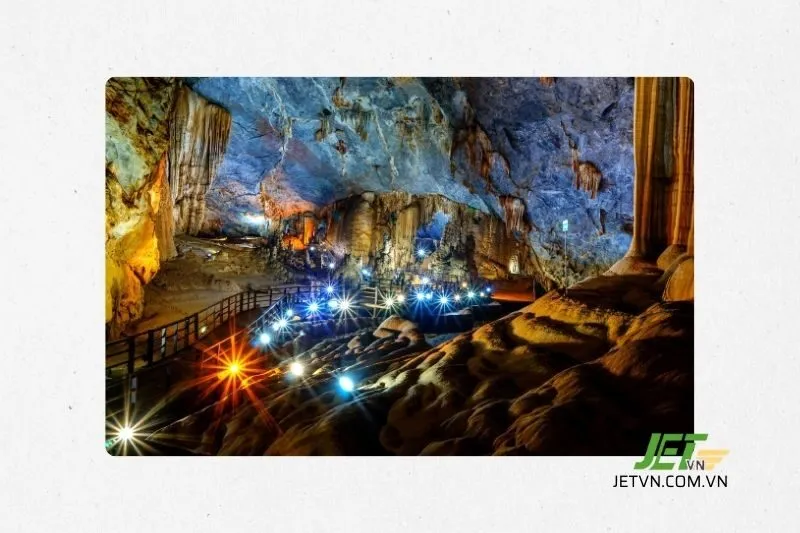 Đánh giá và trải nghiệm của du khách