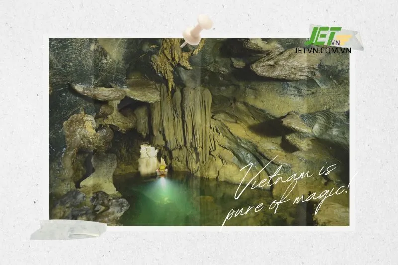 Vẻ Đẹp Thiên Nhiên của Hang Rục Mòn