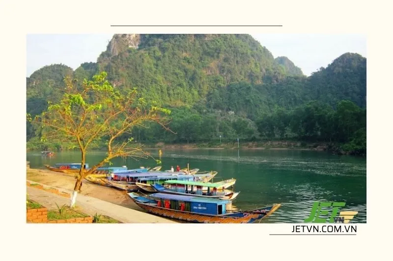 Lịch sử và truyền thuyết gắn liền với Sông Son